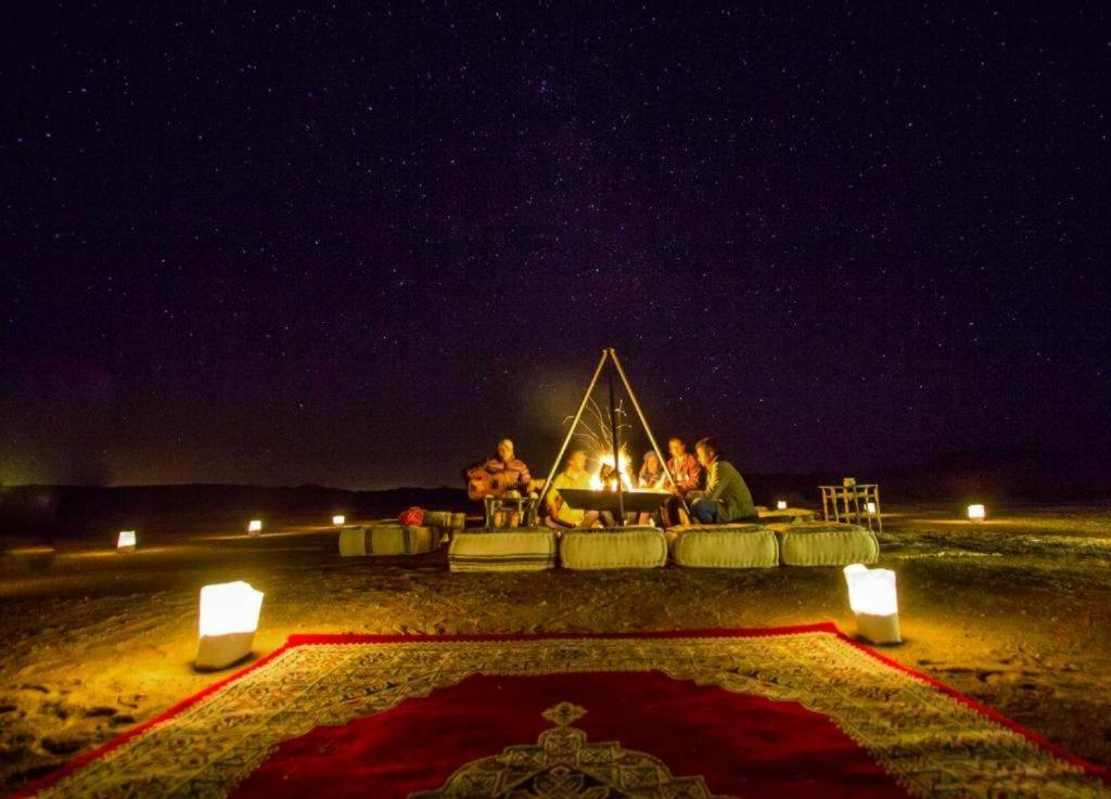 Chigaga Desert Camp M'Hamid Bagian luar foto