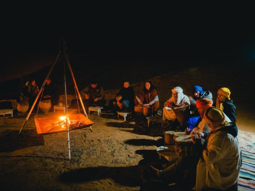 Chigaga Desert Camp M'Hamid Bagian luar foto